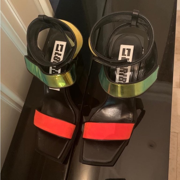 Loriblu multicolored strappy heels. Made in Italy. - Picture 3 of 3